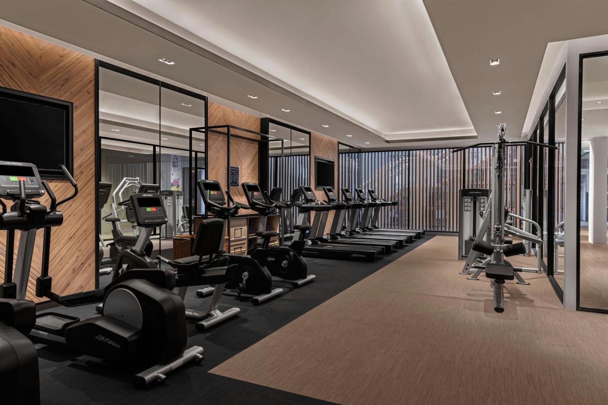 Hotel Four Points By Sheraton Phuket Patong